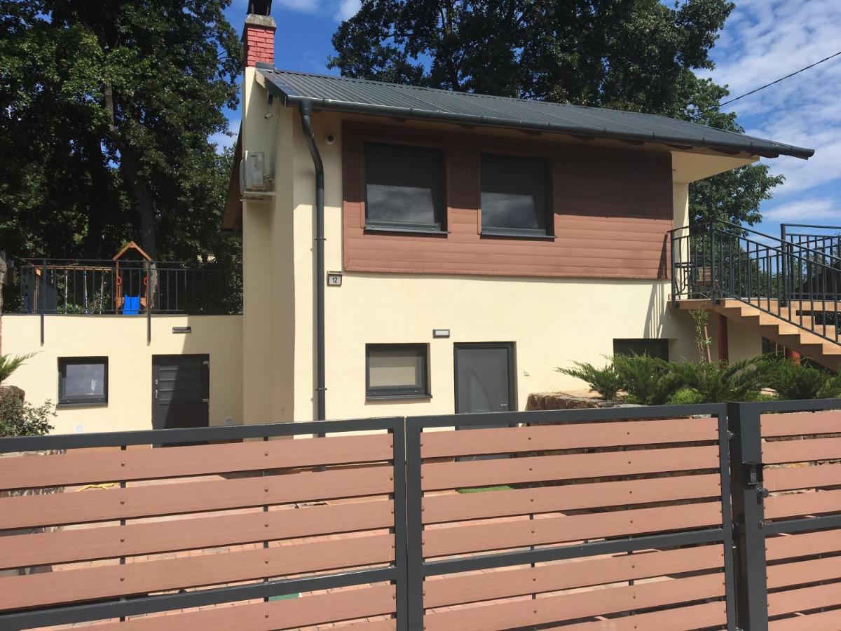 Balaton Wellness Tom Cat Nyaralo 1 Wellness Es 1 Gyermekbarat Apartmannal Kovagoors Exterior foto