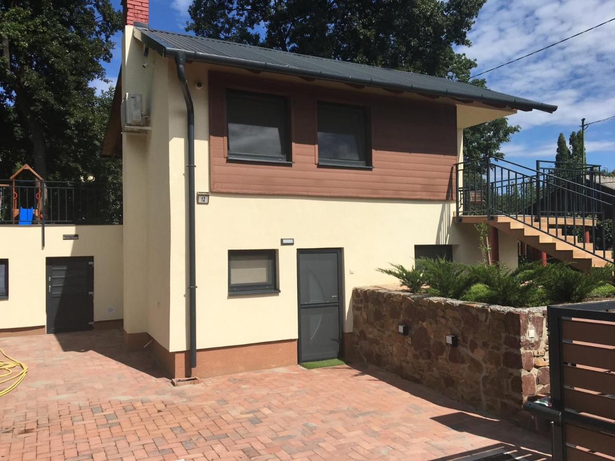 Balaton Wellness Tom Cat Nyaralo 1 Wellness Es 1 Gyermekbarat Apartmannal Kovagoors Exterior foto
